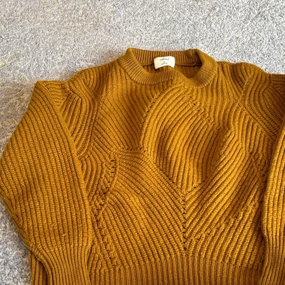 Wilfred Textured Crewneck Sweater in Mustard - Picture 3 of 7